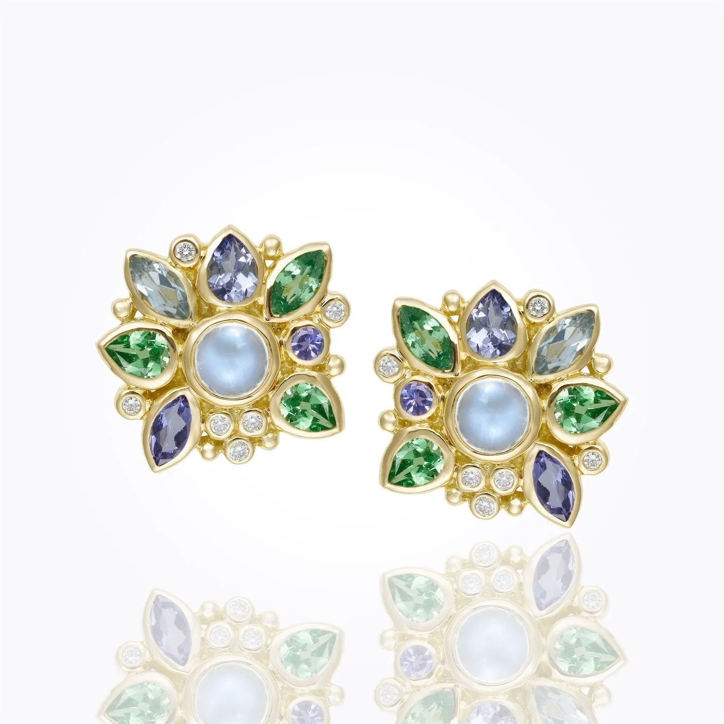 18K Anima Cluster Earrings