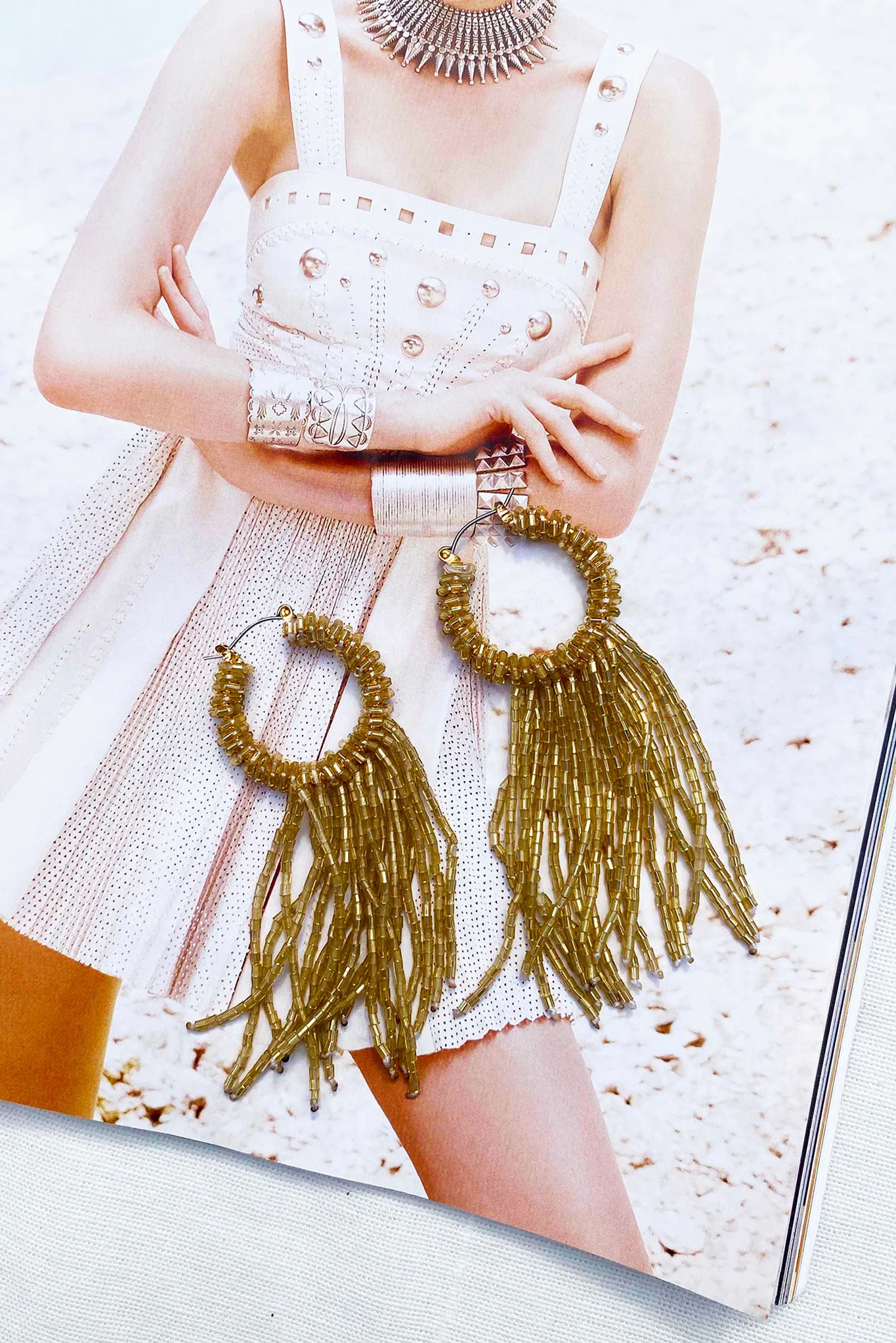 Brunch Date Earrings - Champagne