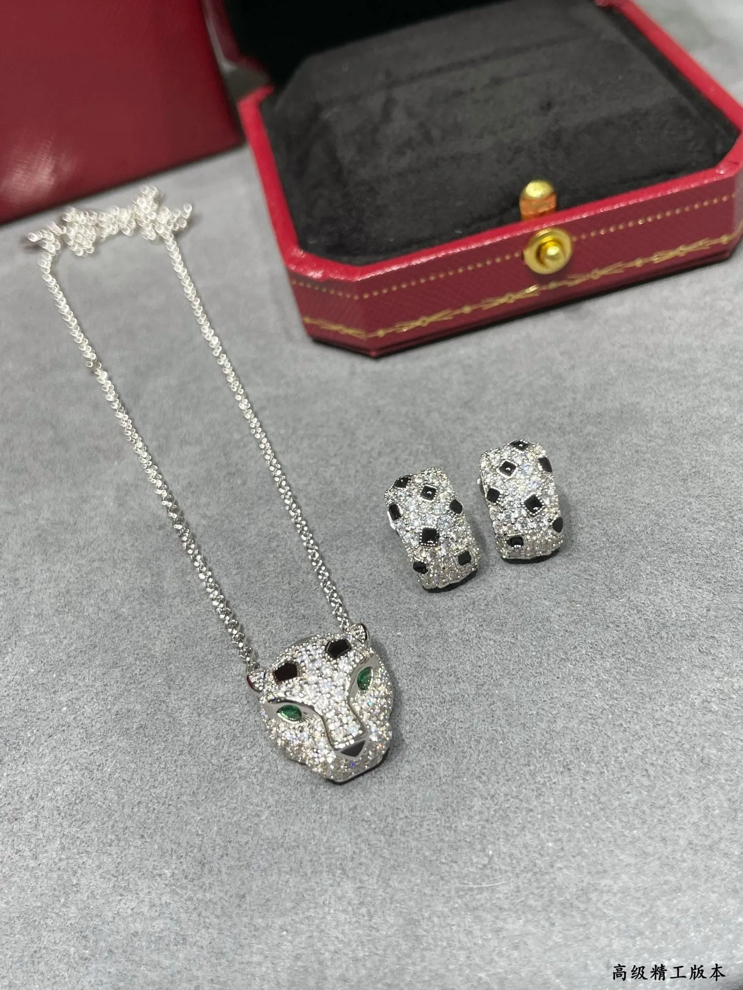 Cartier versatile full diamond leopard print spot white gold black dot earrings EHA95