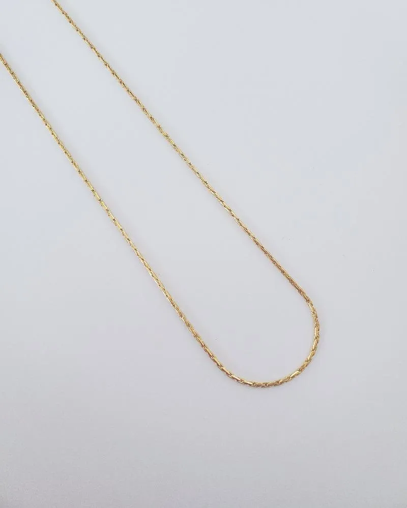 CoutuKitsch Liv Chain Necklace