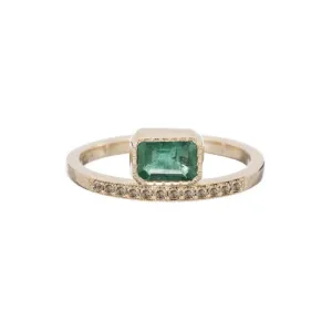 Emerald Balance Ring