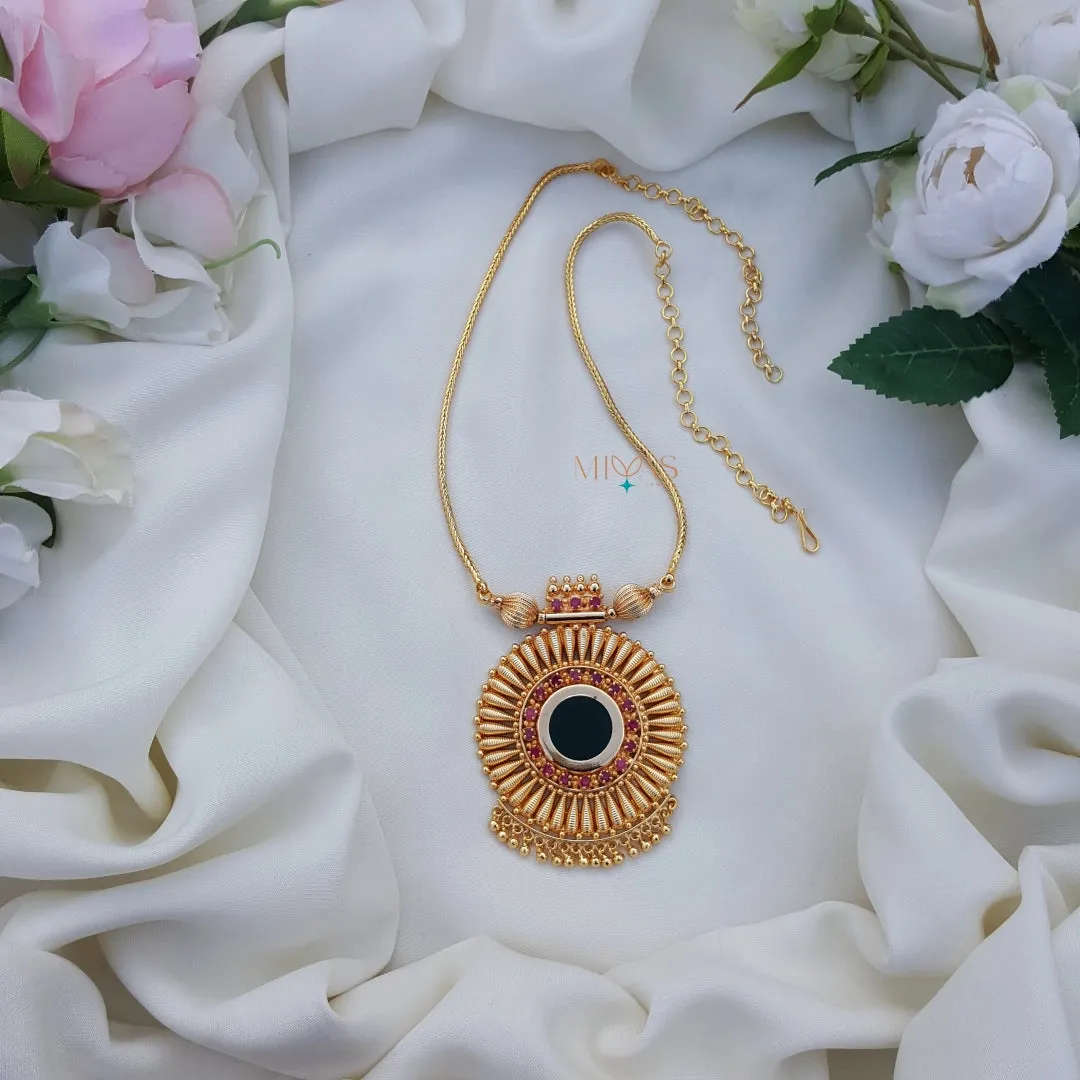 Graceful design Palakka Necklace