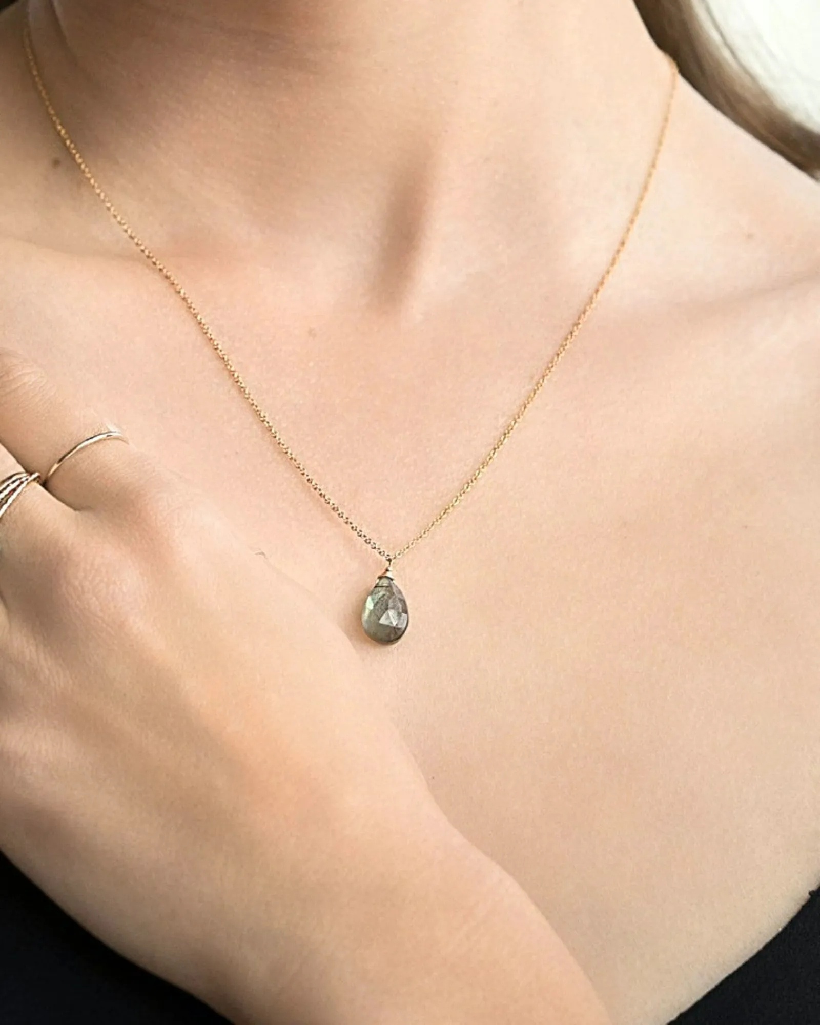 Labradorite Simple Drop Necklace