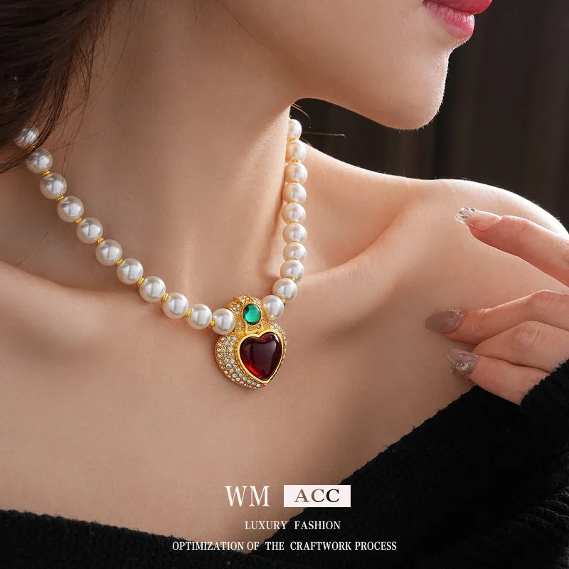 Luxurious Heart Geometric Heart Artificial Pearl Diamond Inlay Necklaces