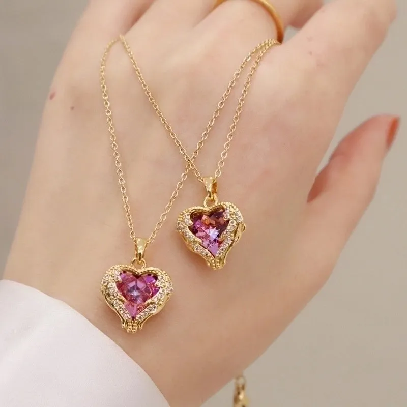 Luxurious Heart Shape Titanium Steel Gold Plated Artificial Crystal Pendant Necklace