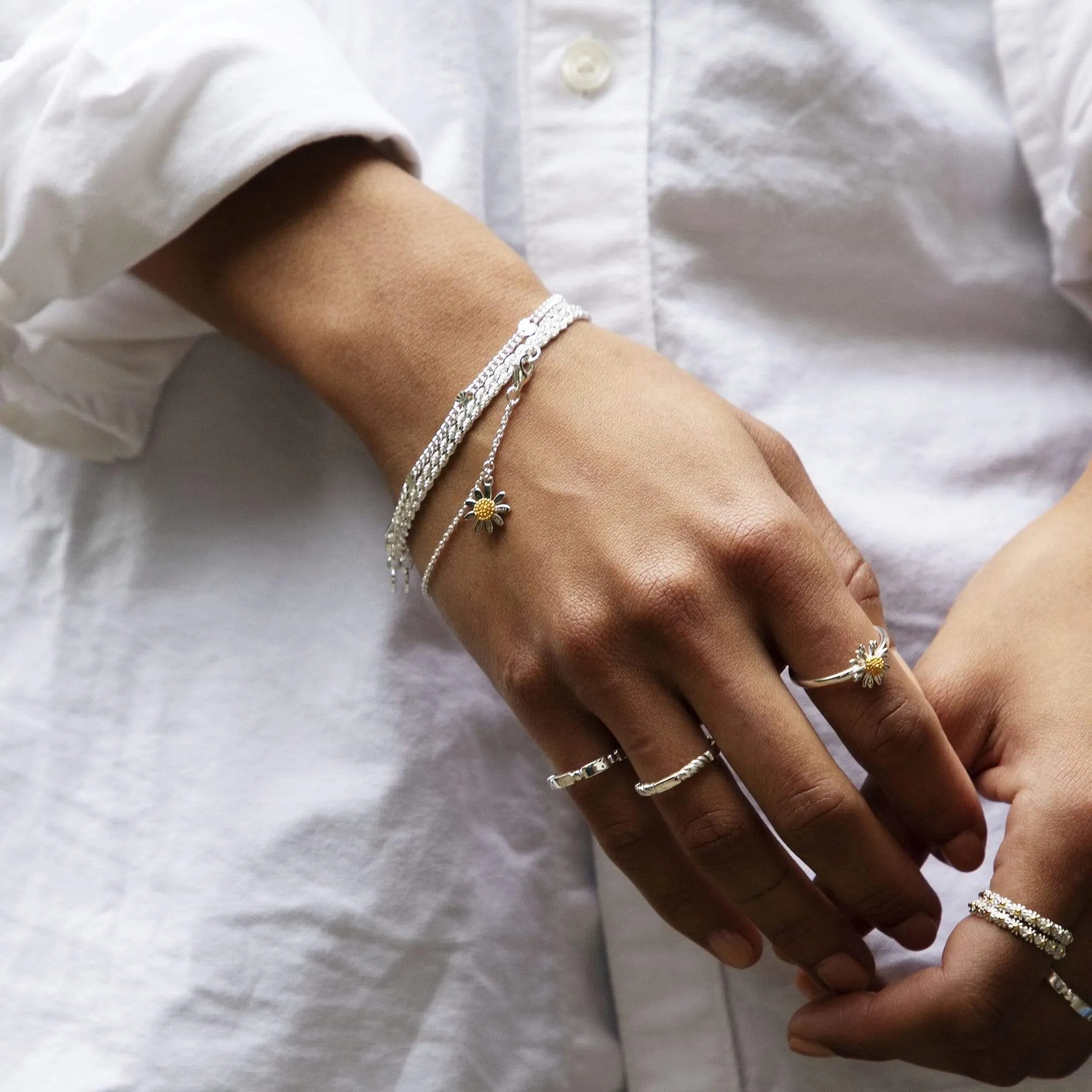 Marguerite Daisy Single Drop Bracelet Sterling Silver