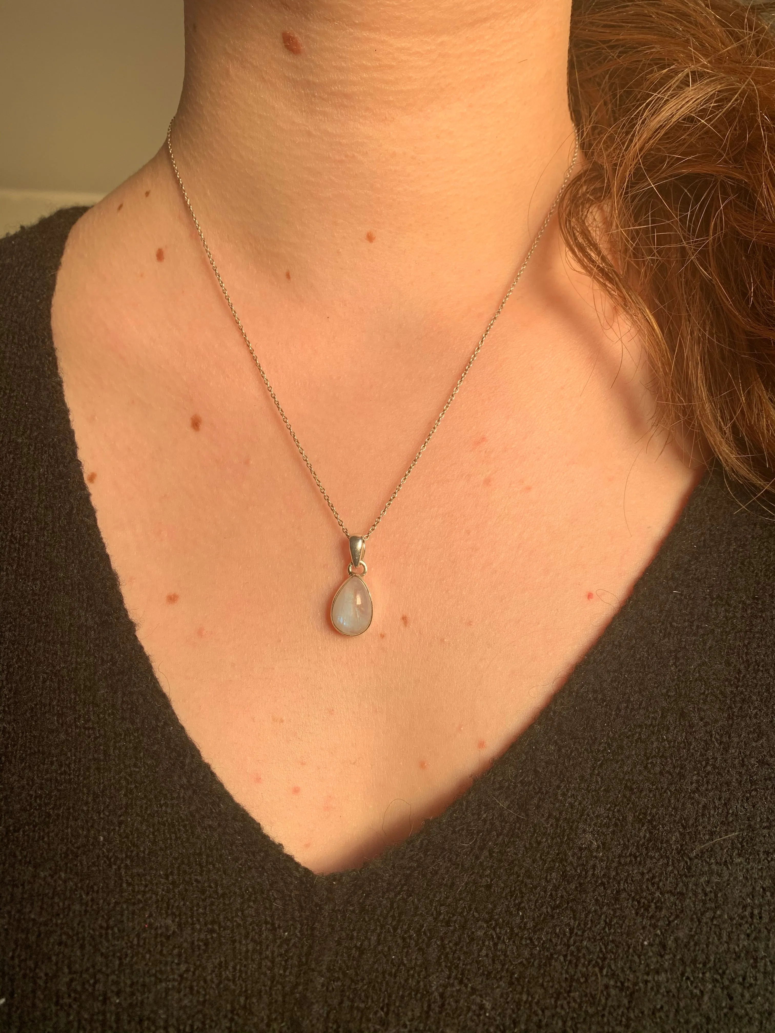 Moonstone Akoni Pendant - XSmall Teardrop