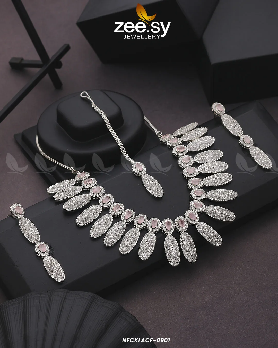 NECKLACE-0901