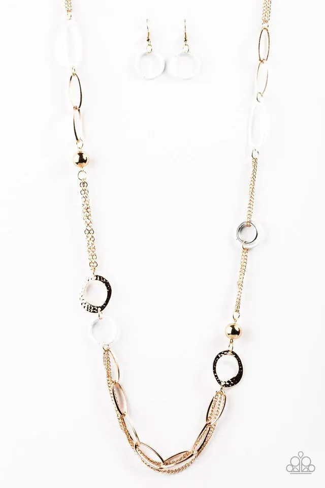 Paparazzi Necklace ~ DISC Factor - White