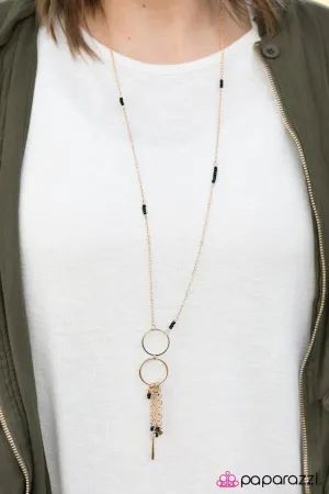 Paparazzi Necklace ~ Totally Connected - Black