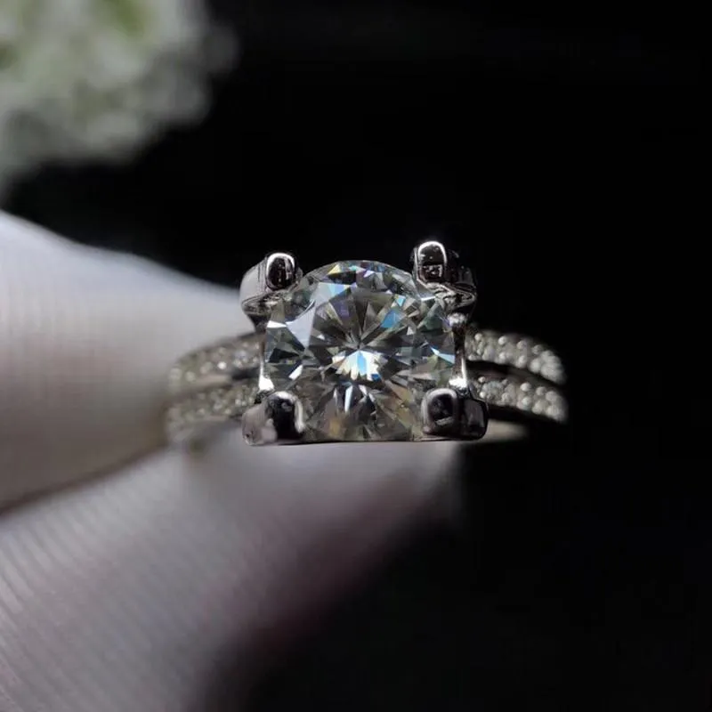 Platinum Plated Silver Moissanite Engagement Ring 1ct