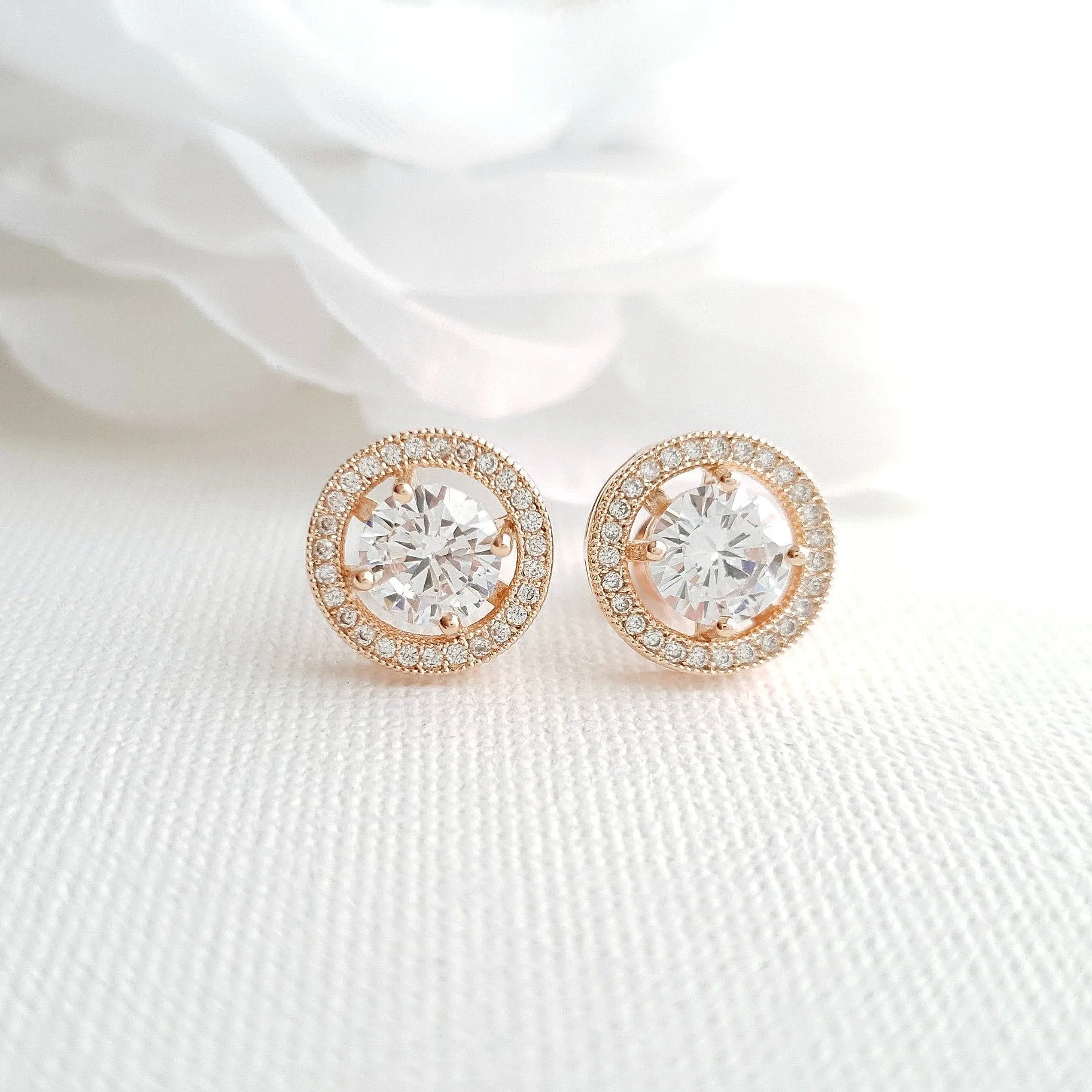 Round Stud Earrings Silver- Denise