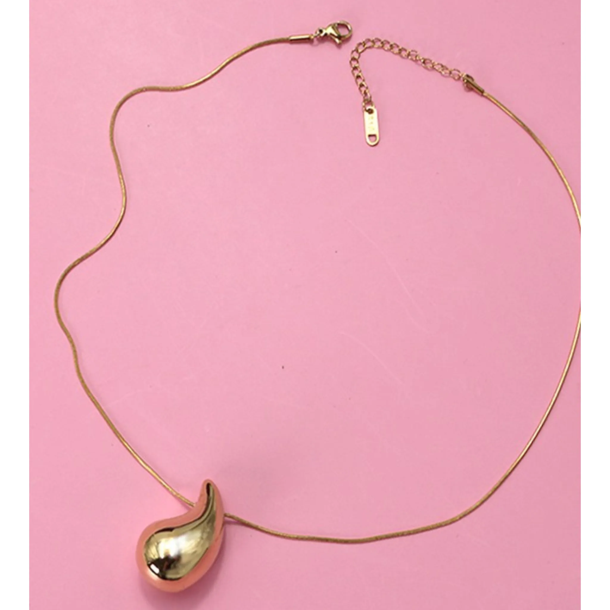 Teardrop Necklace